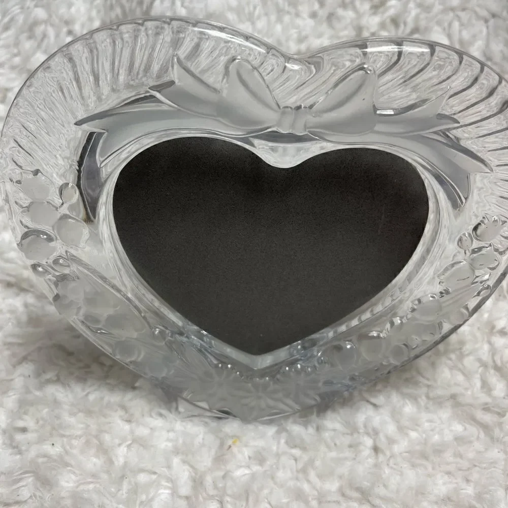 Home Beautiful heavy lead crystal Heart 7x7 Glass Picture Frame